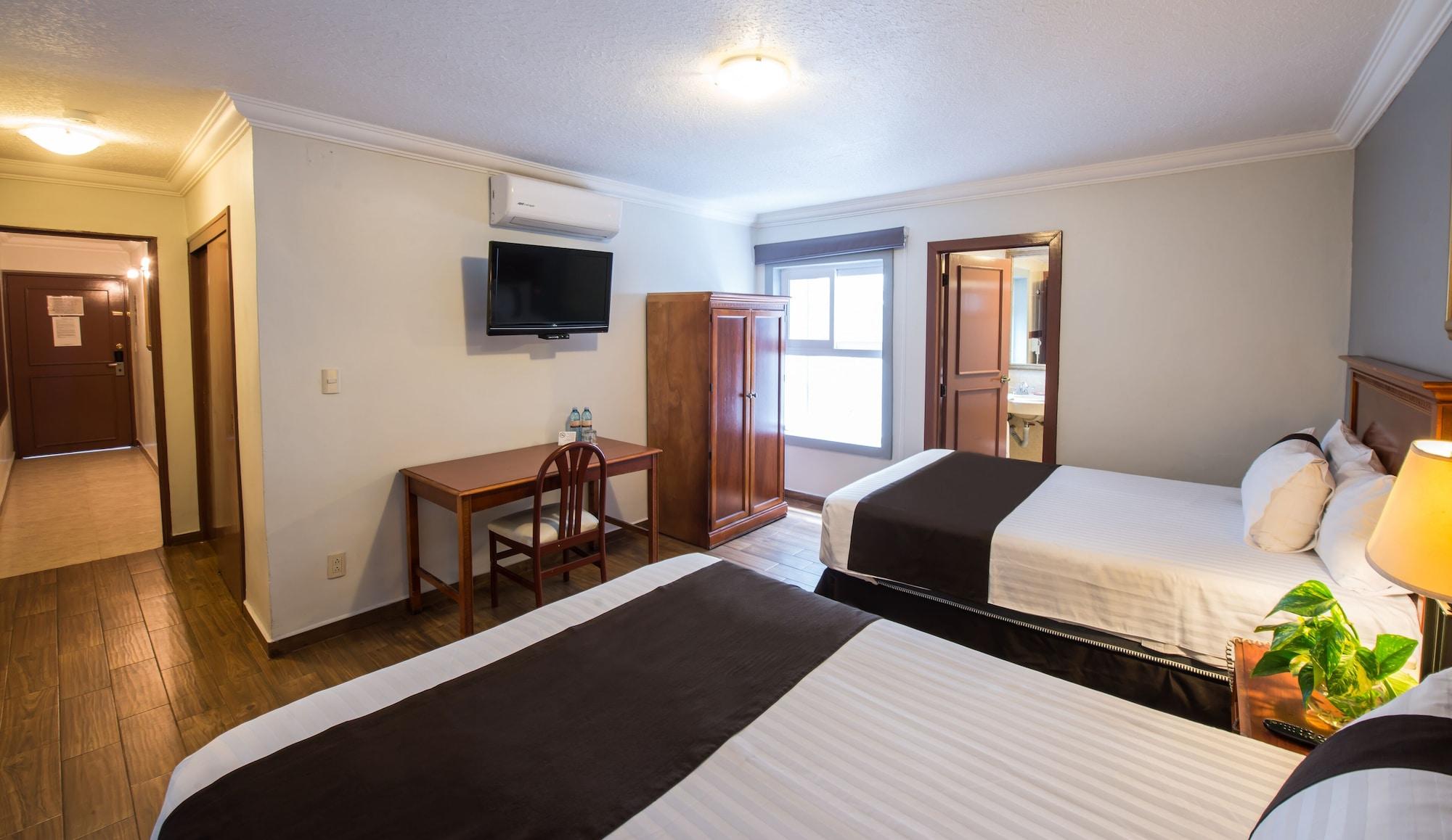 Del Marques Hotel And Suites 과달라하라 외부 사진