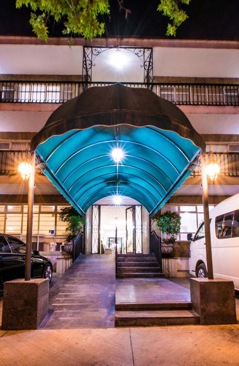 Del Marques Hotel And Suites 과달라하라 외부 사진