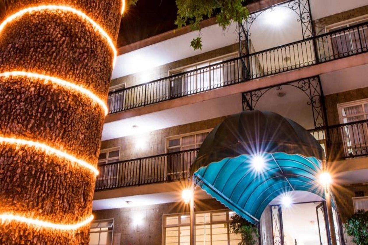 Del Marques Hotel And Suites 과달라하라 외부 사진