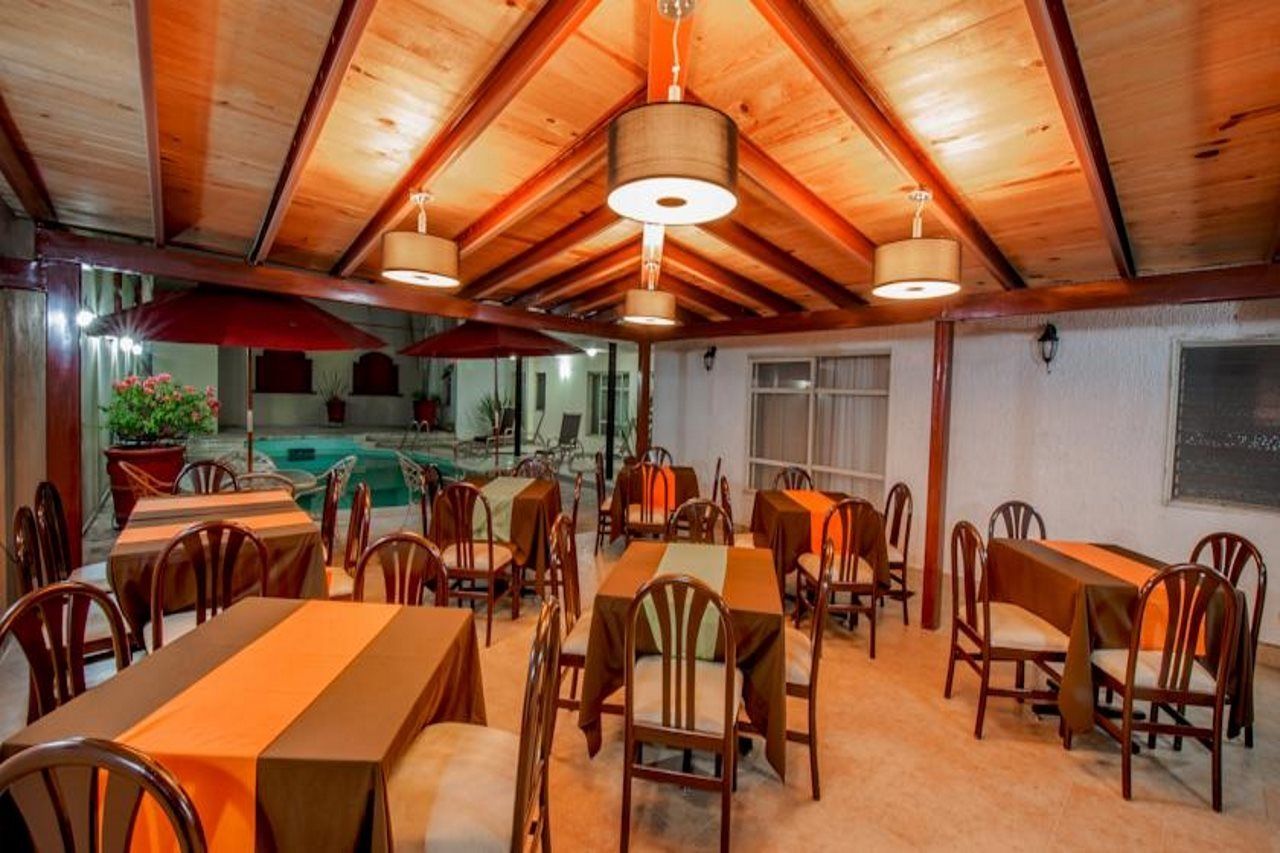 Del Marques Hotel And Suites 과달라하라 외부 사진